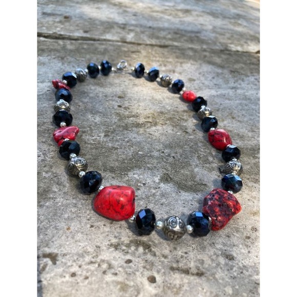 SALE Handmade Black Red Necklace - Howlite & Faceted Beads Statement Necklace - Picture 3 of 6